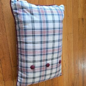 Longaberger Market Day Plaid Accent Pillow with Burgundy Trim and Buttons